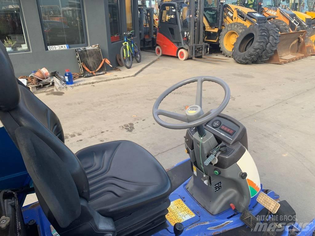 Iseki SF 230 FH Reitermäher