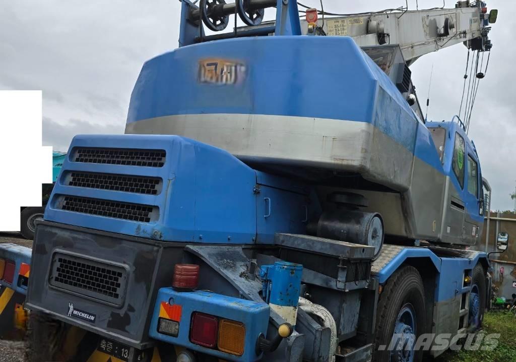 Tadano TR 250 M-6 Autokrane