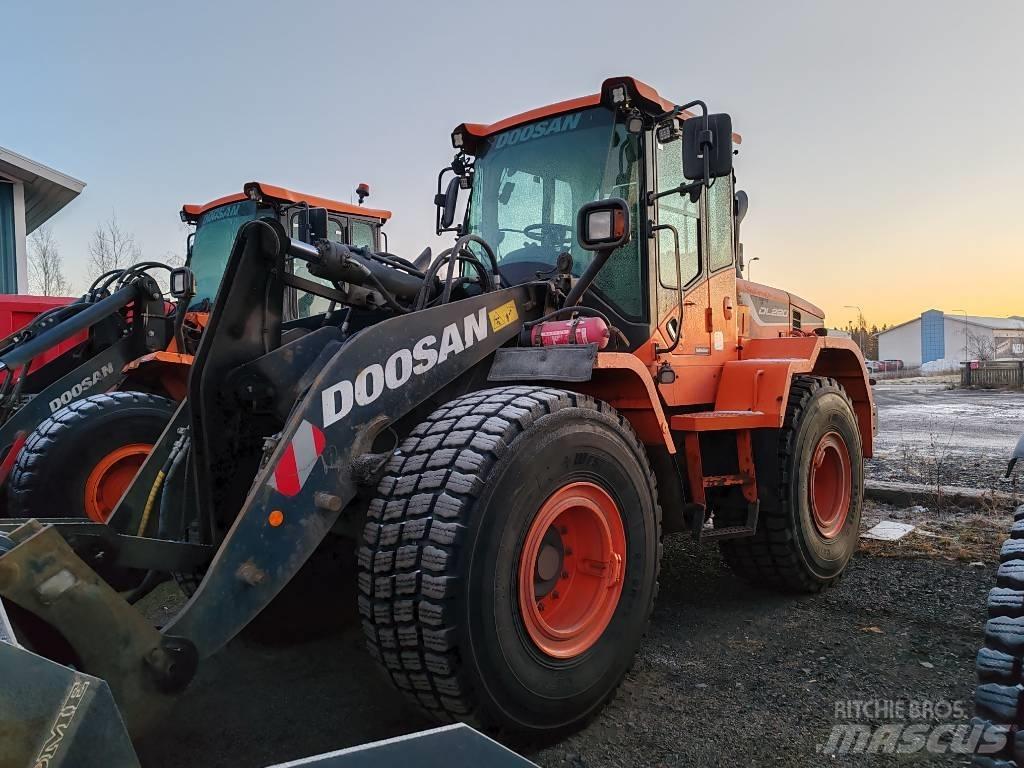 Doosan DL 220 Radlader