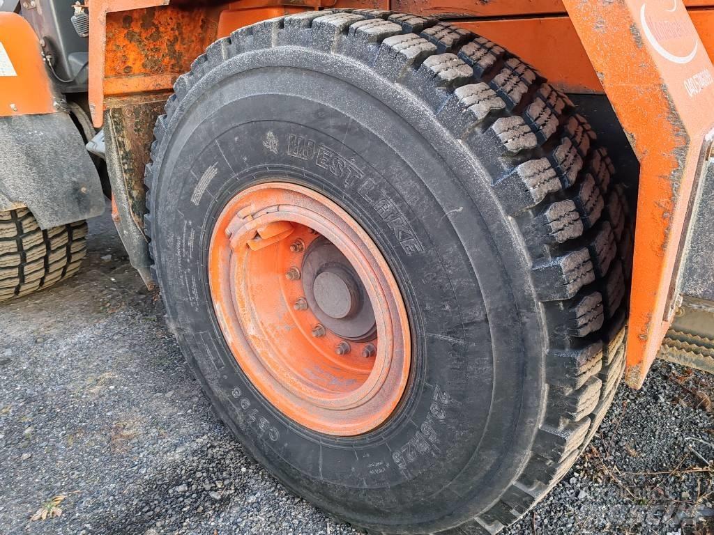Doosan DL 220 Radlader