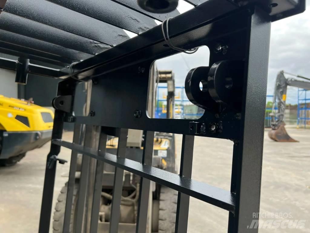 CAT 324D Guard Kabinen