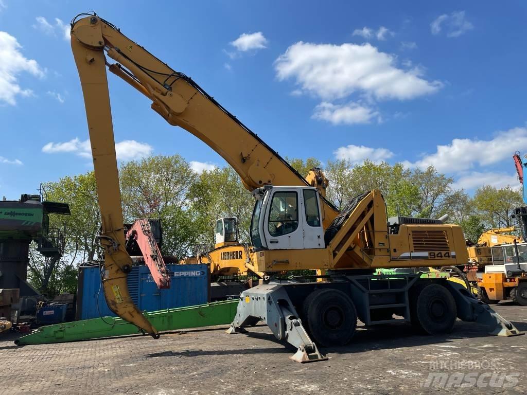Liebherr 944 C HD Materialumschlag