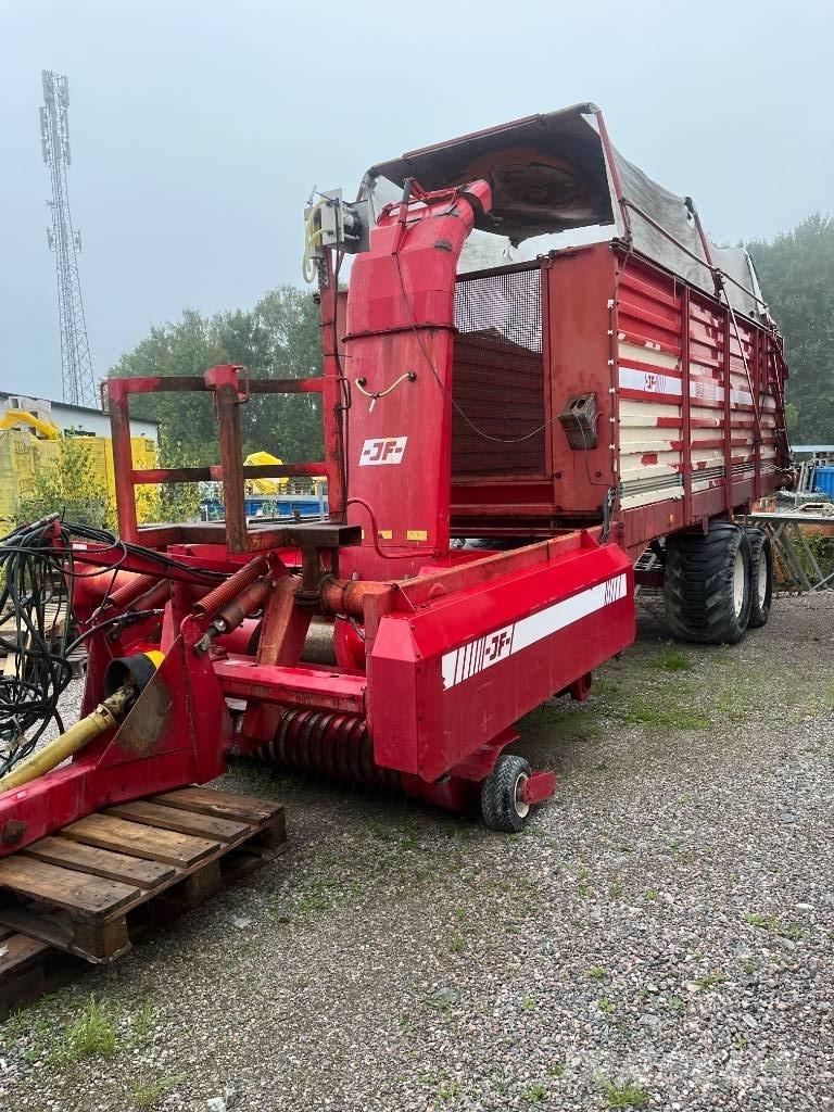 JF ES 3500 Ladewagen