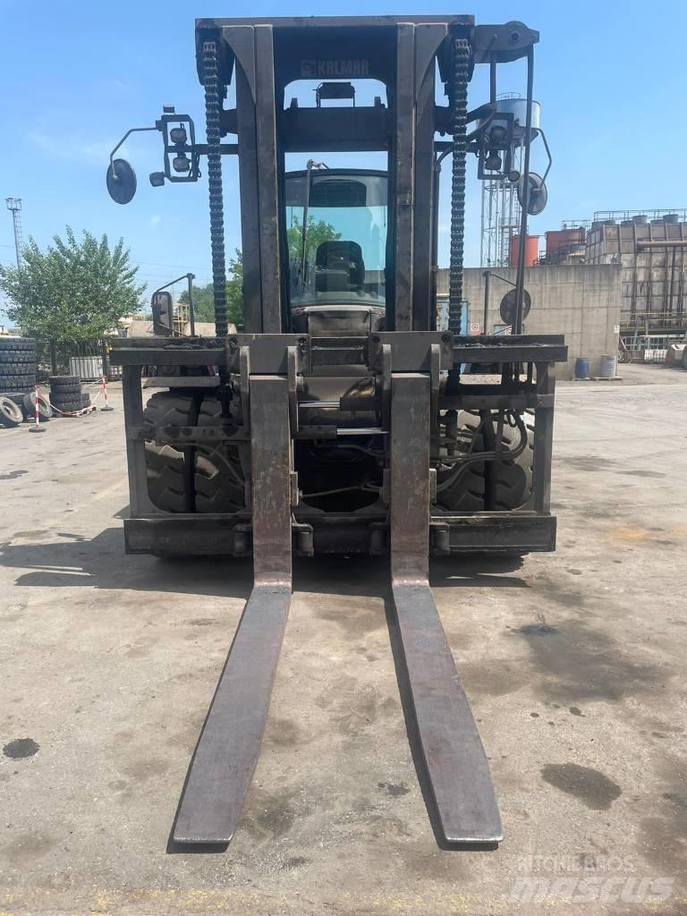 Kalmar DCG 250-12LB Dieselstapler