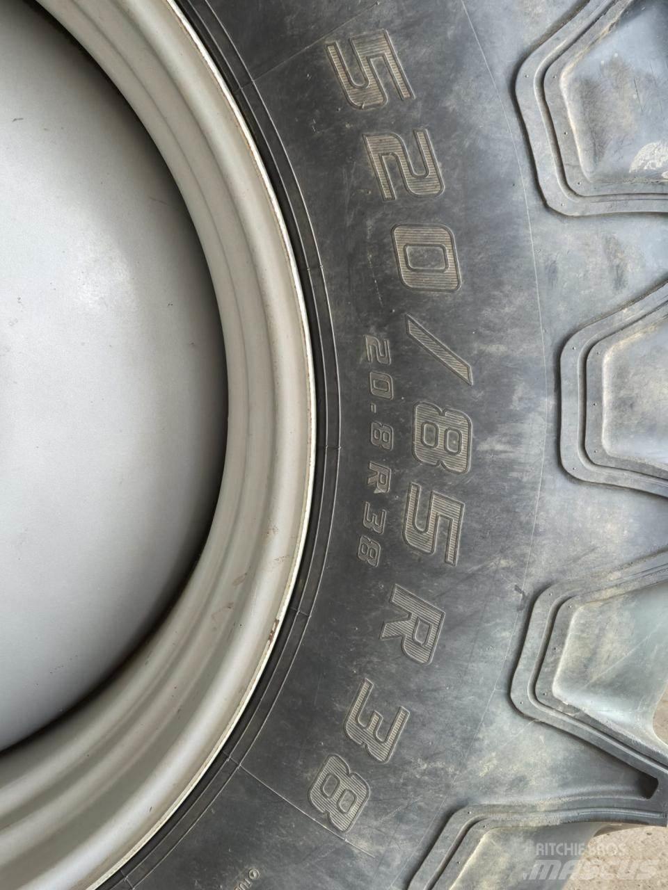 Amazone UX 4200 Anhängespritzen