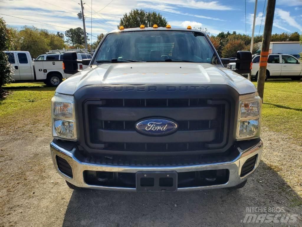 Ford F 350 XL SD Pritschenwagen/Pritschenwagen mit Seitenklappe