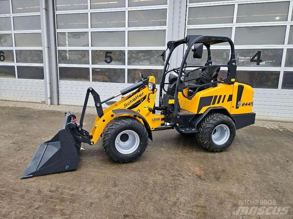 Schäffer 2445S Minilader
