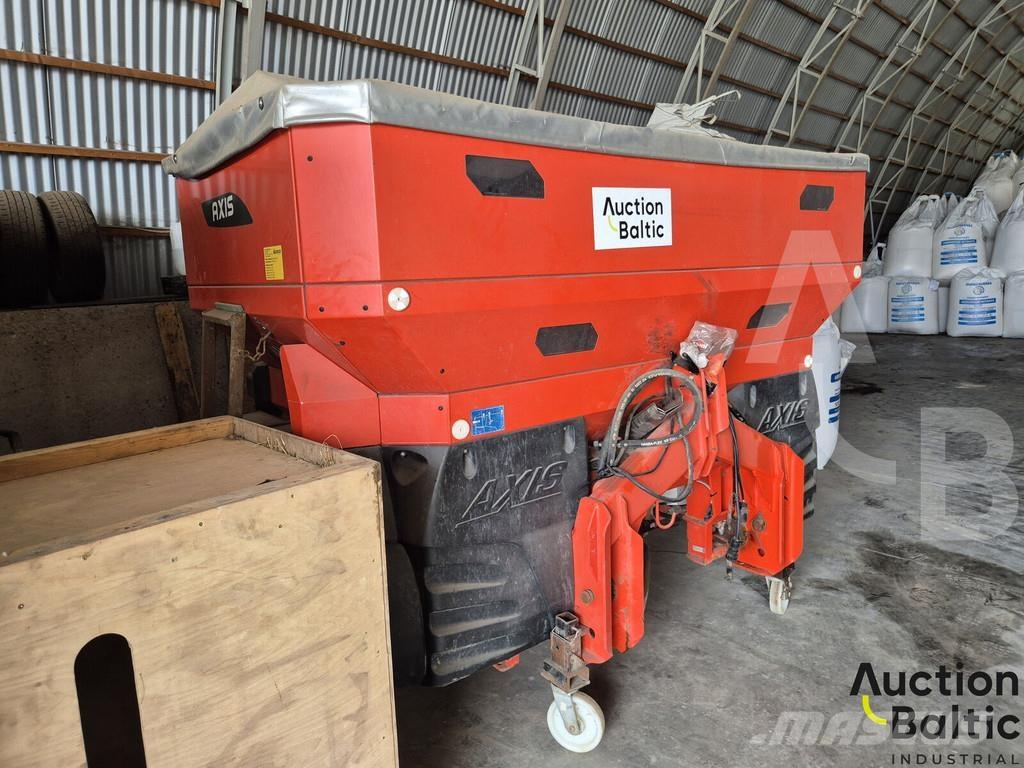Kuhn AXIS 50.2 Mineraldüngerstreuer