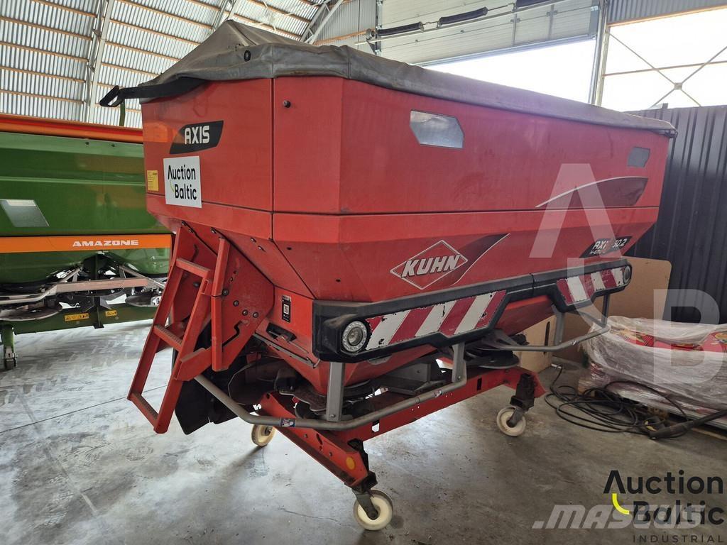 Kuhn AXIS 50.2 Mineraldüngerstreuer