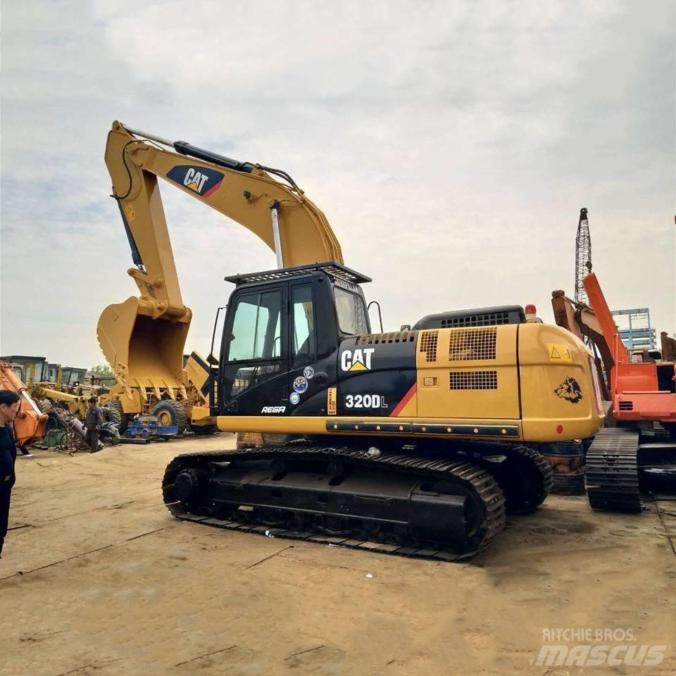 CAT 320  D Raupenbagger