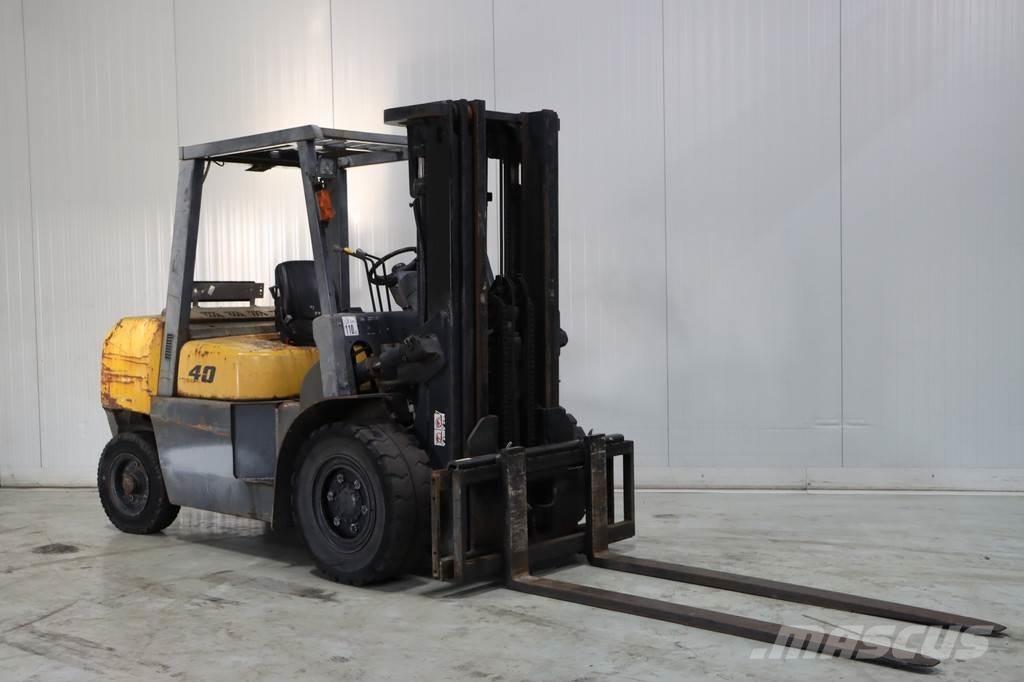 TCM FD40T2 Dieselstapler