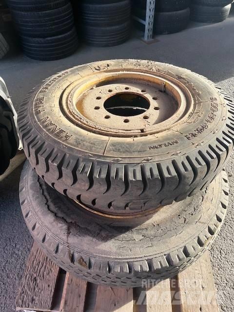  BM621 Hjul 9,00x20 Reifen