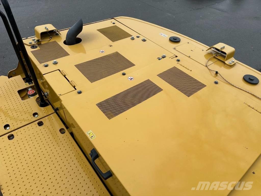 CAT 323 Raupenbagger