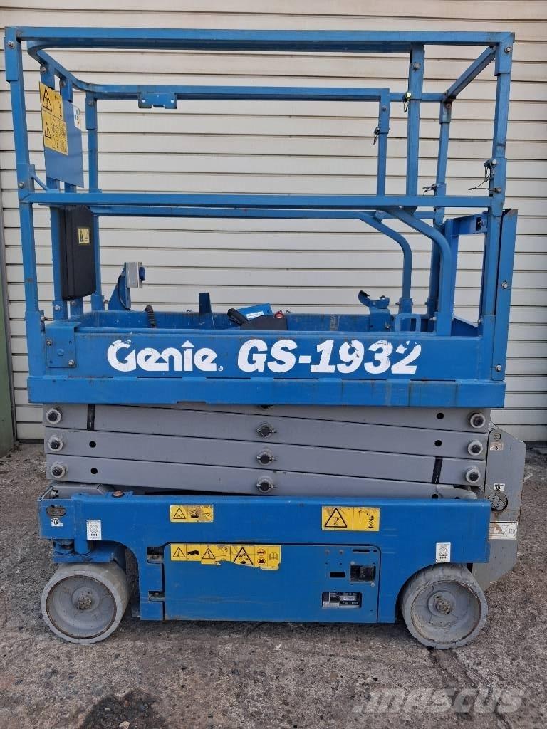 Genie GS 1932 Scheren-Arbeitsbühnen