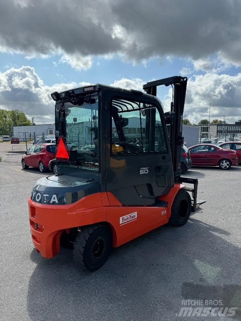 Toyota 8FBMT50 Elektrostapler
