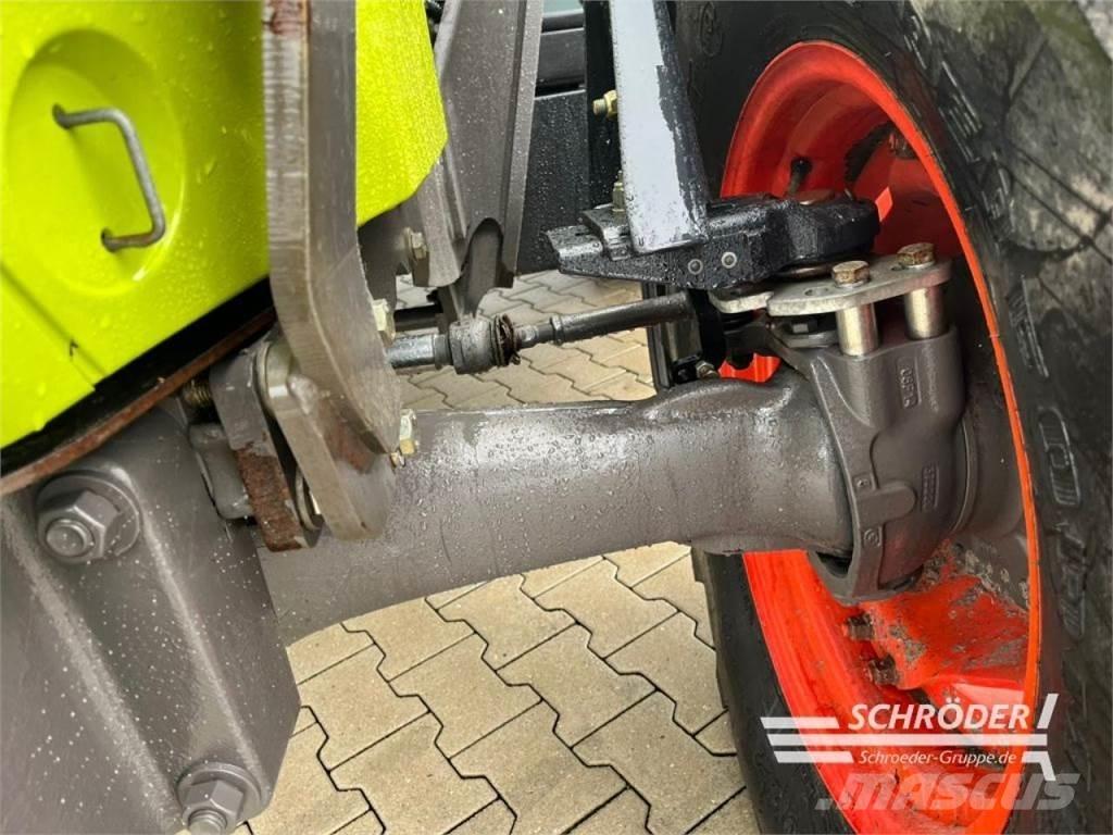 CLAAS AXOS 330 Traktoren