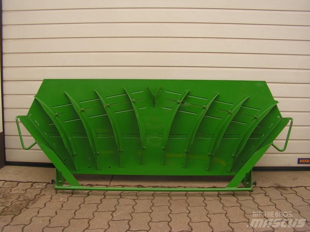 John Deere T 660 Chassis