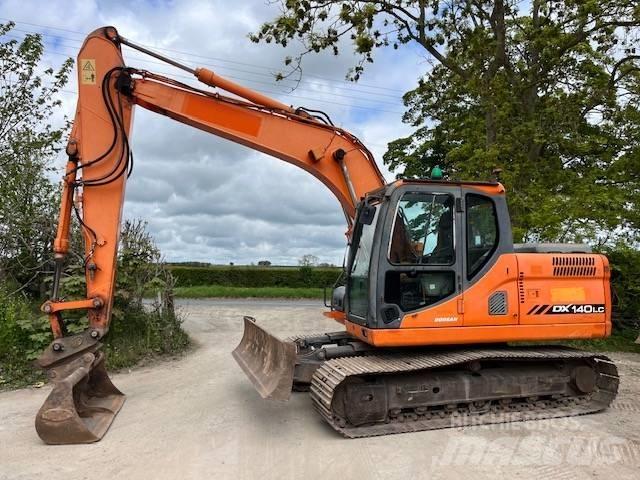 Doosan DX 140 LC Raupenbagger