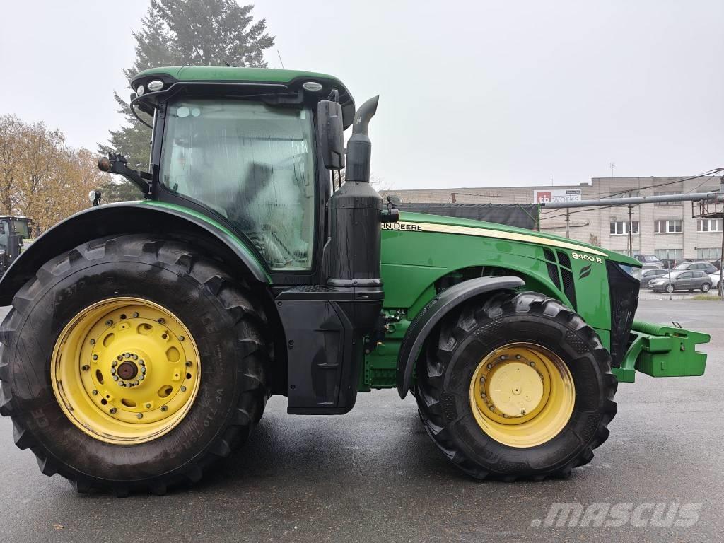 John Deere 8400R Traktoren