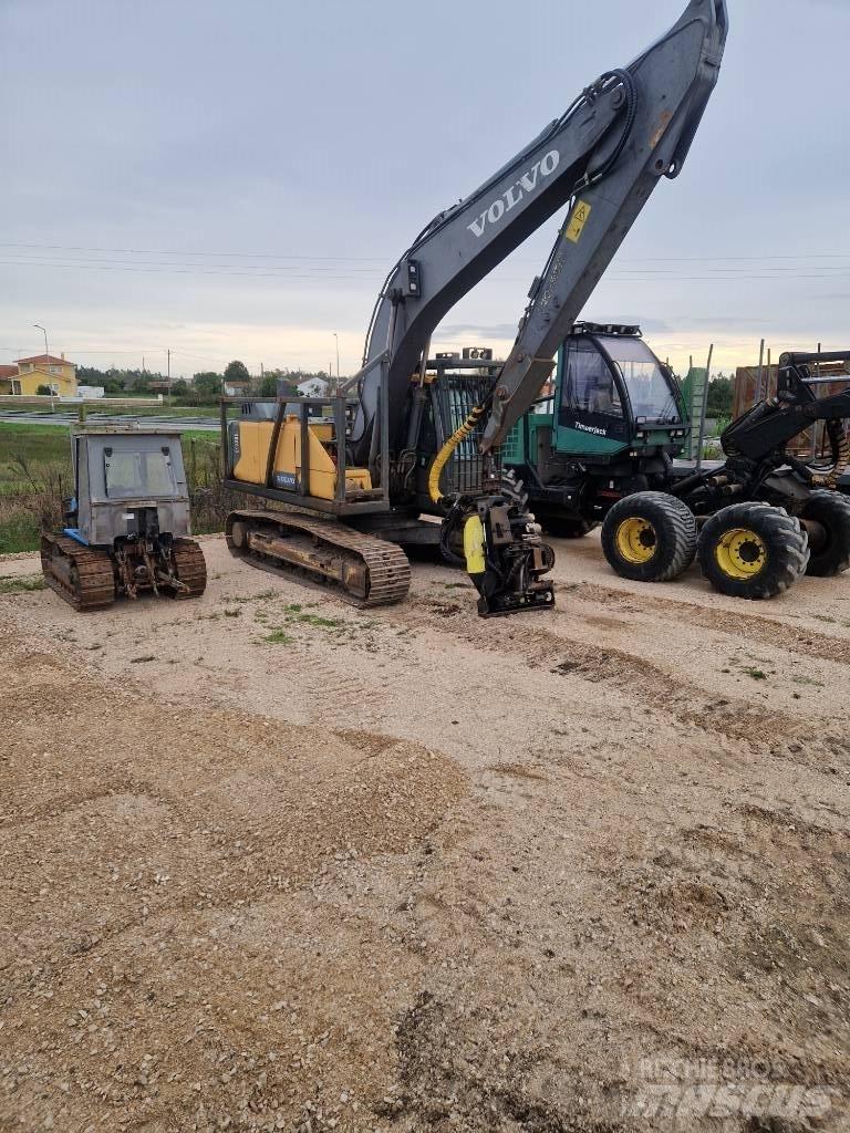 Volvo 220el Forstbagger