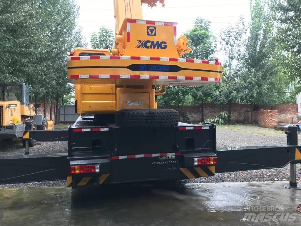 XCMG QY50KC All-Terrain-Krane