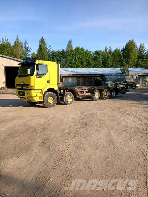 Sisu E11M Forsttransportfahrzeuge