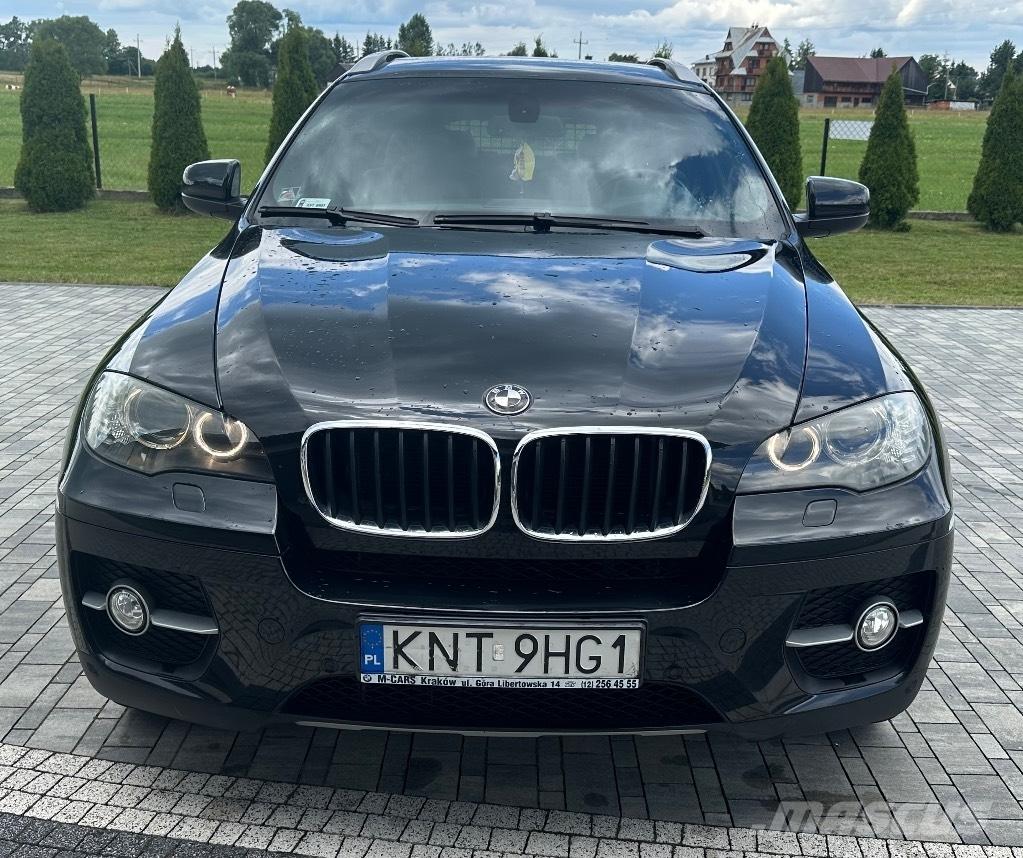 BMW X6 PKWs
