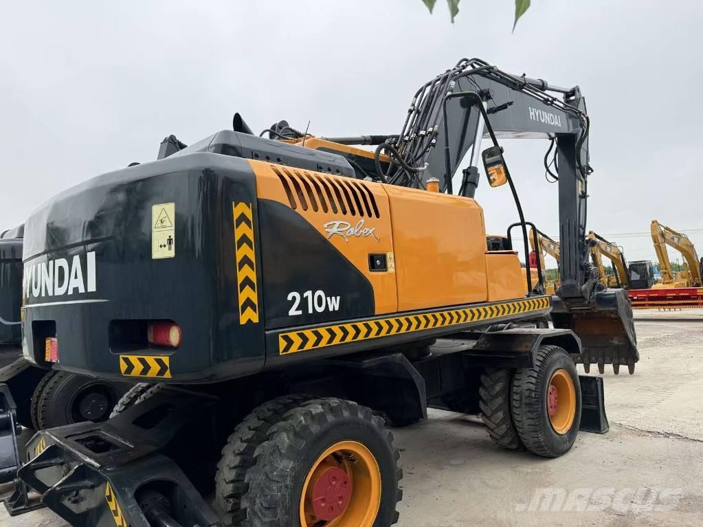 Hyundai R210W-9 Mobilbagger