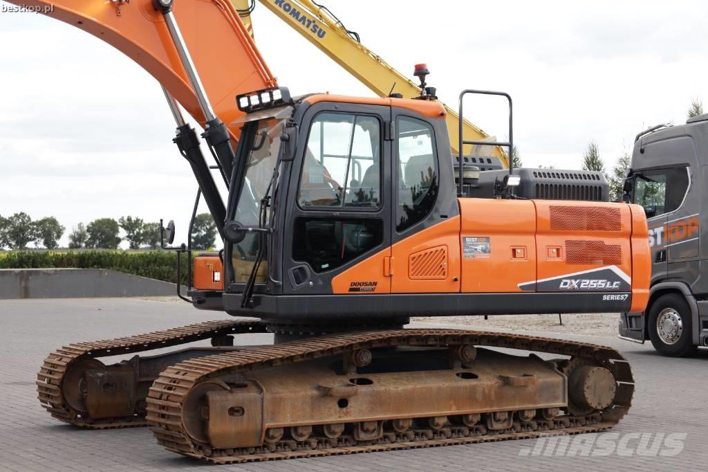 Doosan DX255LC-7 Raupenbagger