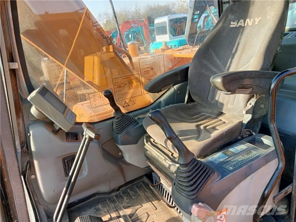 Sany SY135C Raupenbagger