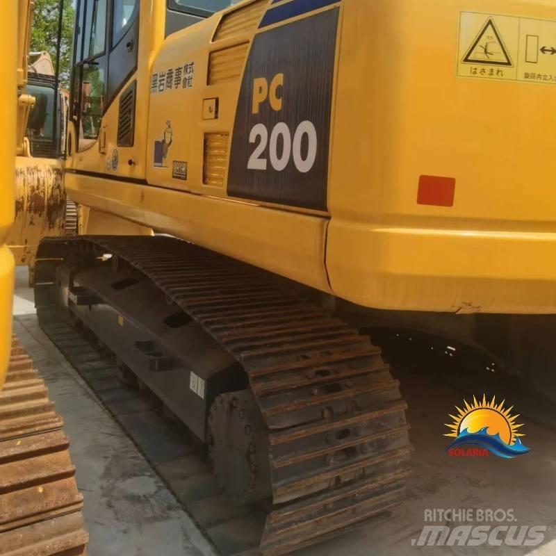 Komatsu PC 200-8 Raupenbagger