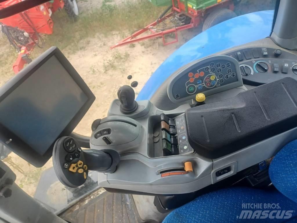 New Holland T 8.390 Traktoren