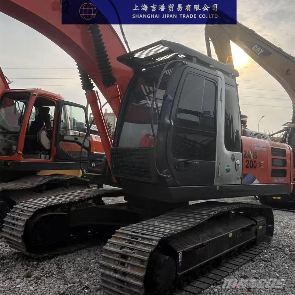 Hitachi ZX 200 Raupenbagger