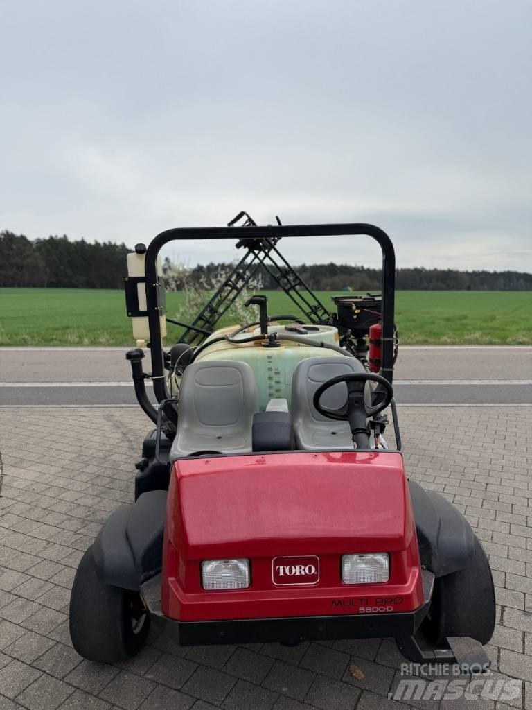 Toro MultiPro 5800 Streu- und Abrichtgeräte