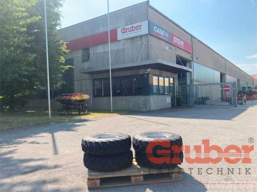 Striegel Bereifung Ladewagen