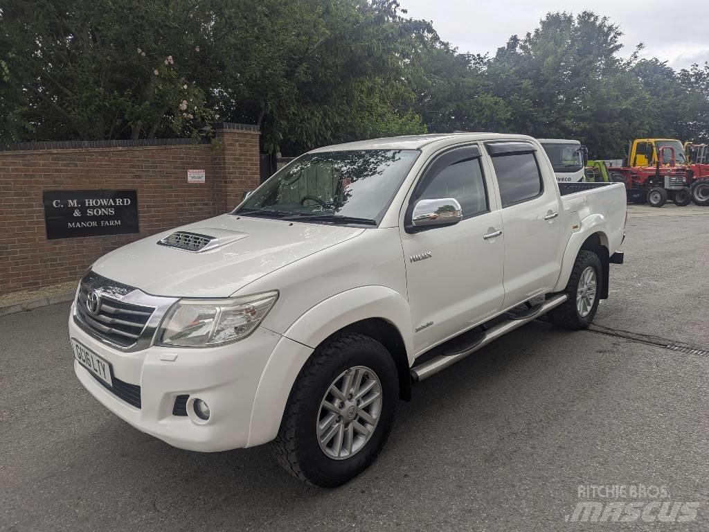 Toyota Hilux Pickup/Pritschenwagen