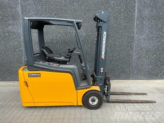 Jungheinrich EFG 218 Elektrostapler