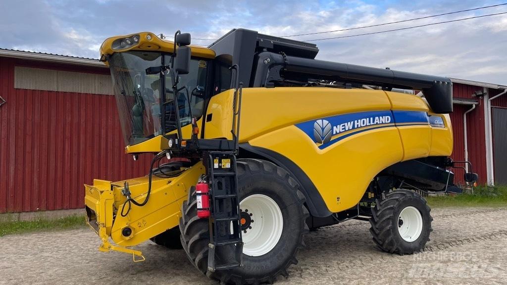 New Holland CX 6090 Mähdrescher