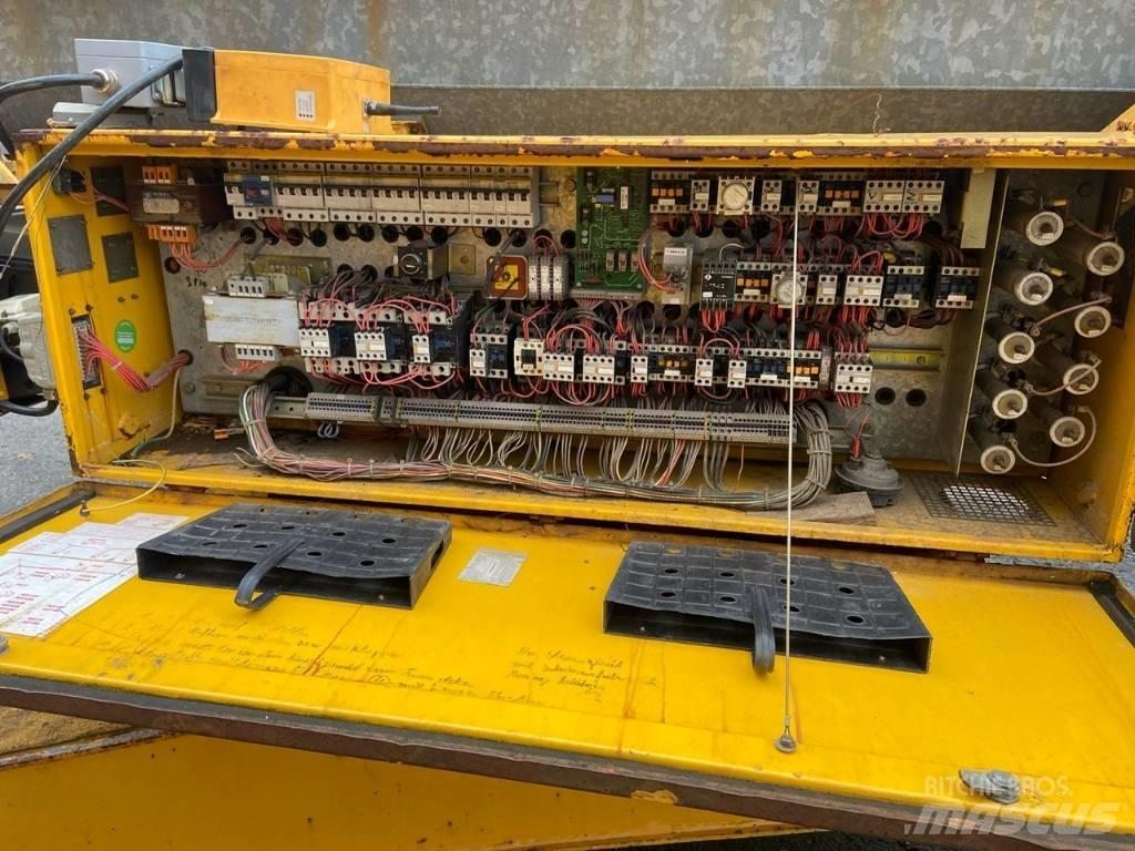Potain HD 26 A Selbstaufrichtende Krane