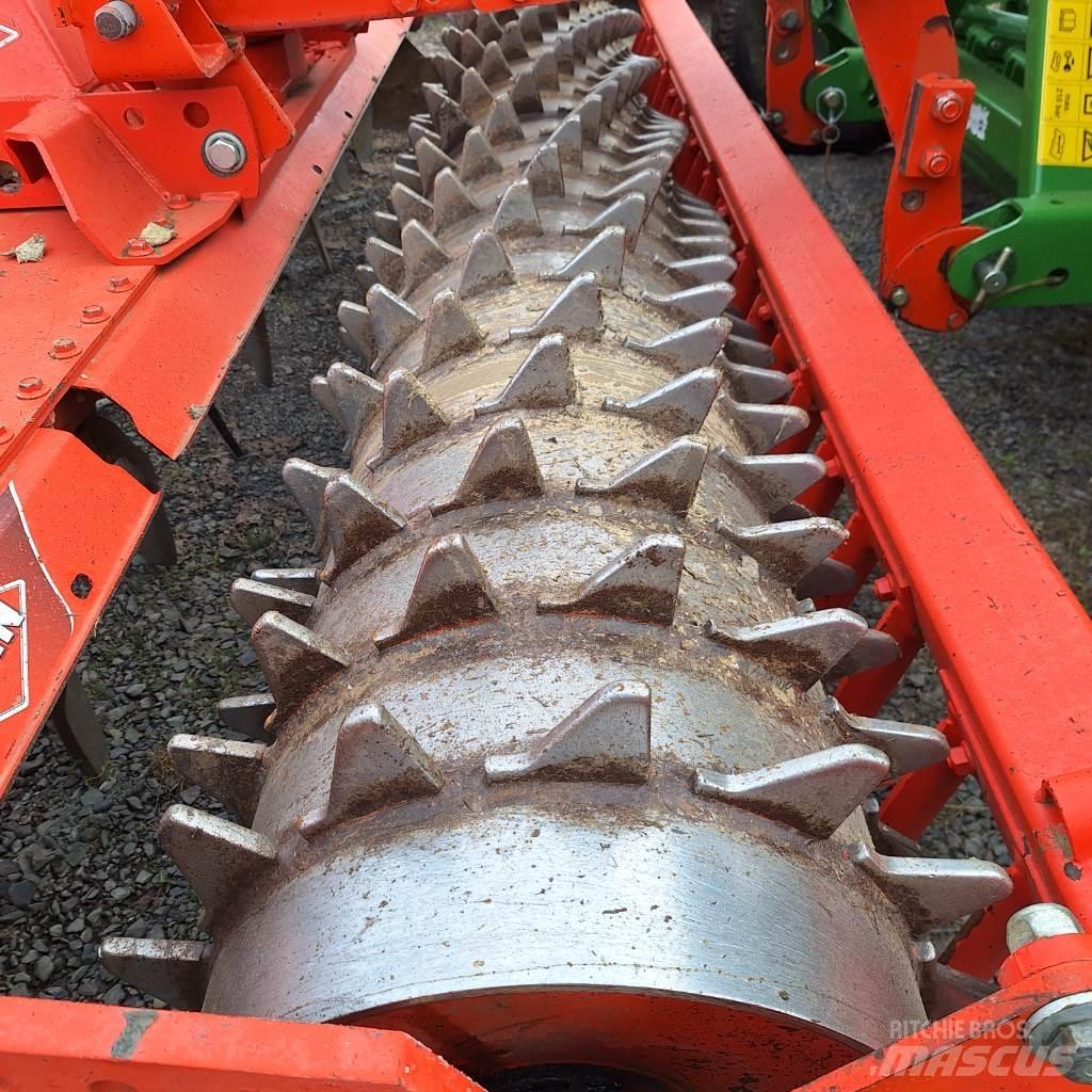 Kuhn HR 3004 Drillmaschinenkombination