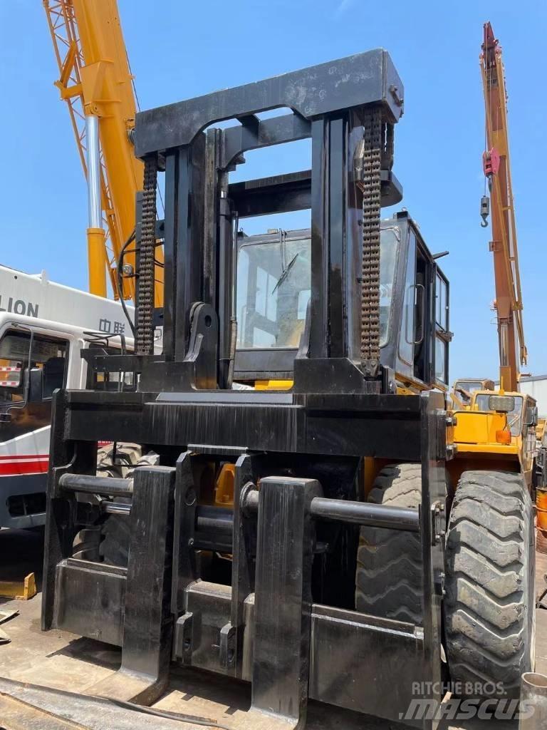 Komatsu 30 Ton Dieselstapler