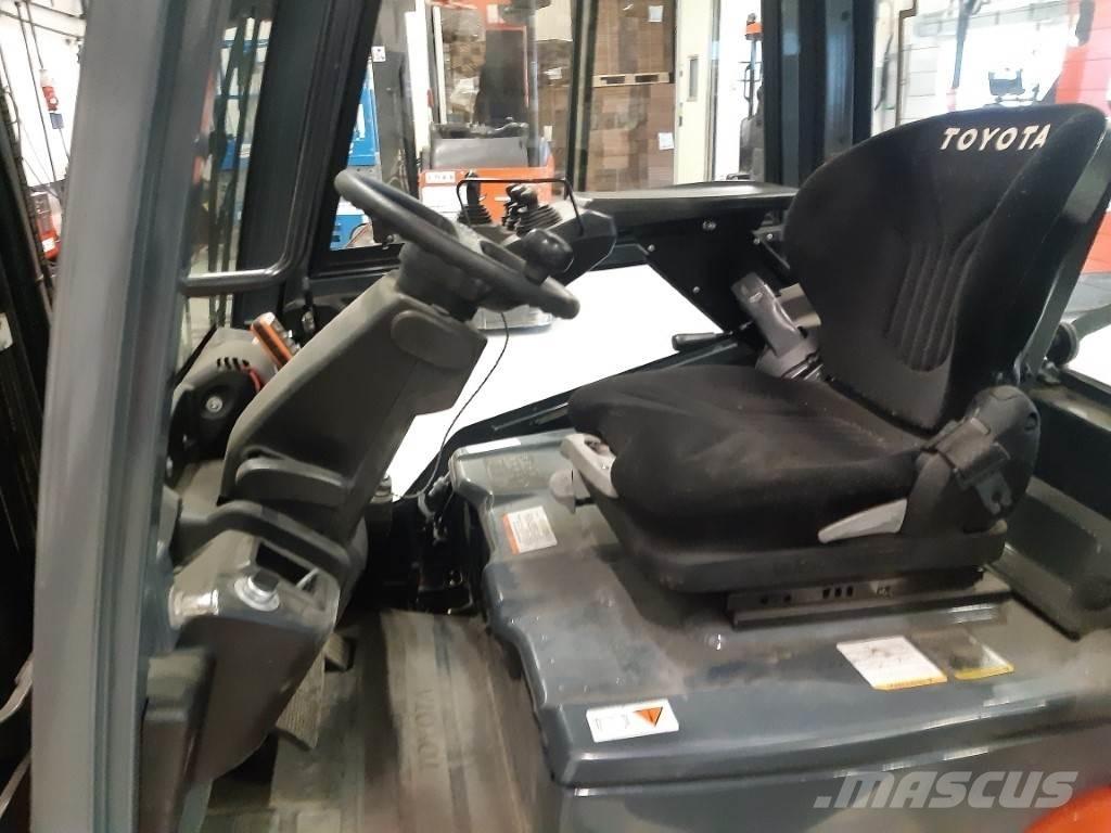 Toyota 8FBE15T Elektrostapler