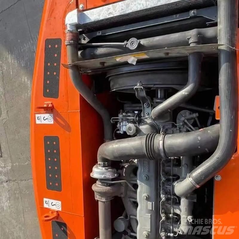 Hitachi ZX 200 Raupenbagger
