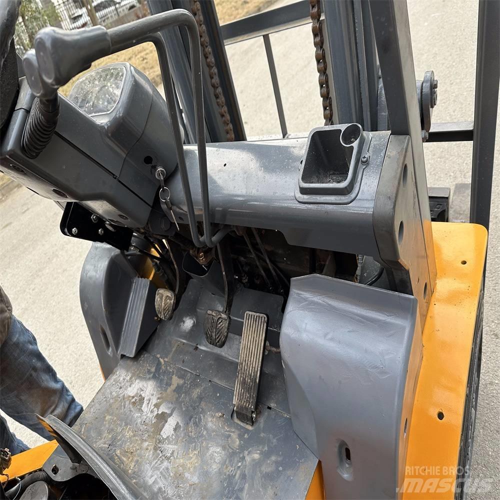TCM FD30ZT Dieselstapler