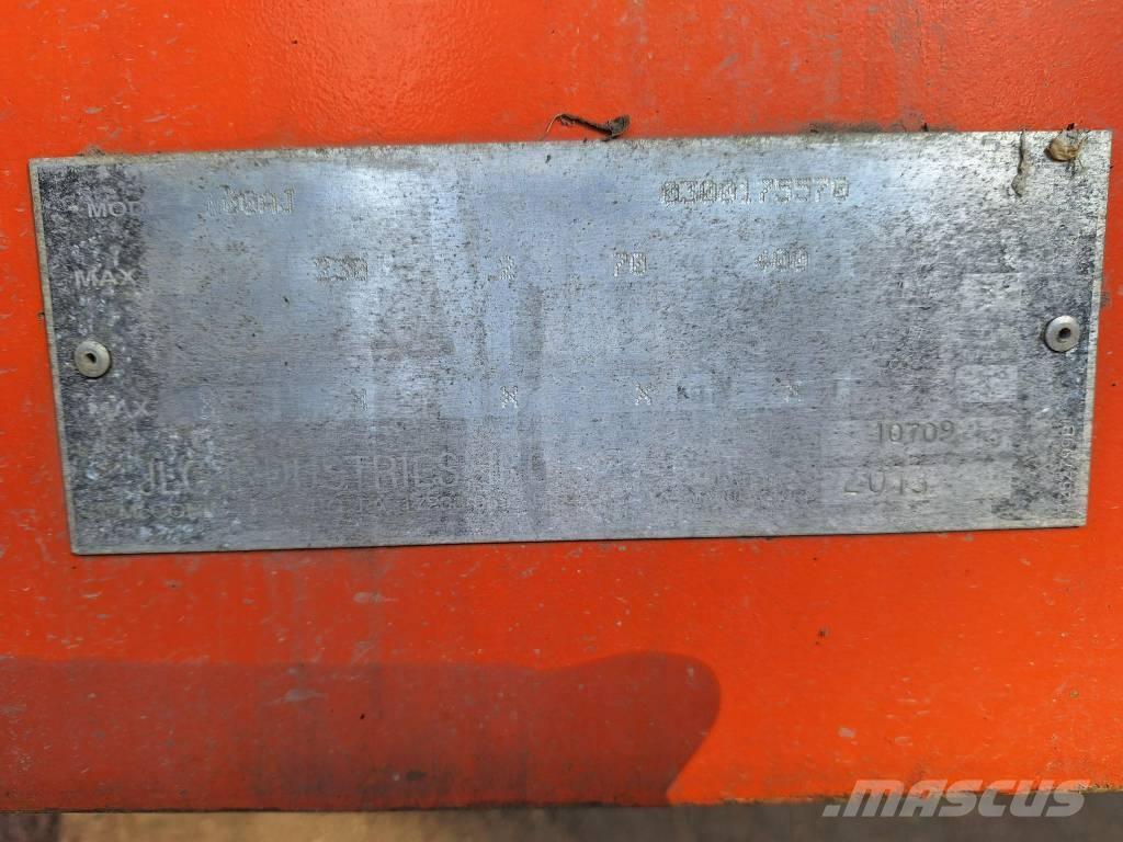 JLG 600AJ Gelenkteleskoparbeitsbühnen
