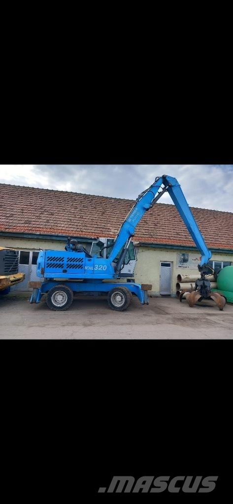 Fuchs MHL 320 Mobilbagger