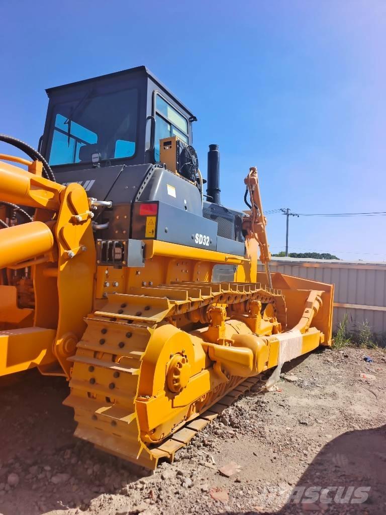 Shantui SD 32 Bulldozer