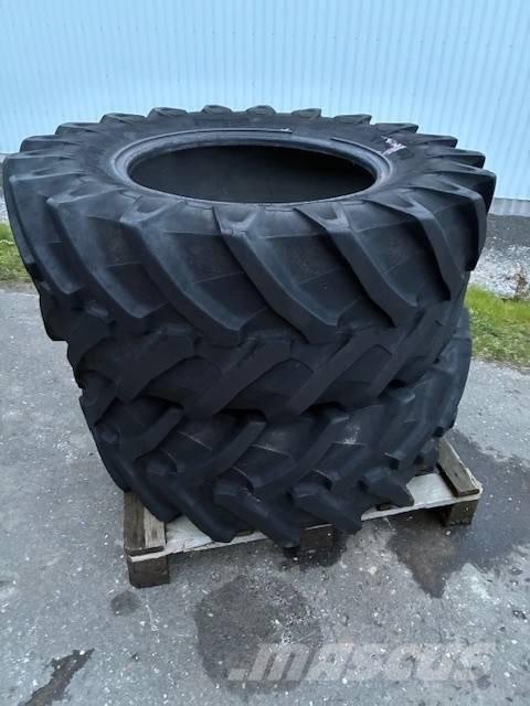  440/65R24 Däck, 2st Reifen