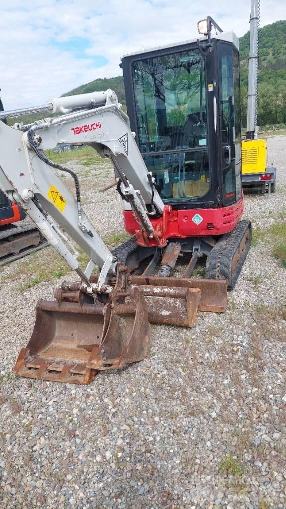 Takeuchi TB 23 R Minibagger < 7t