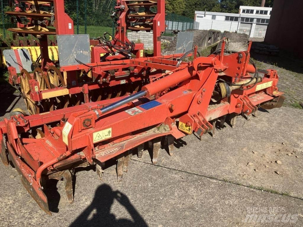 Kuhn HR 4003 DR Motoreggen / Rototiller
